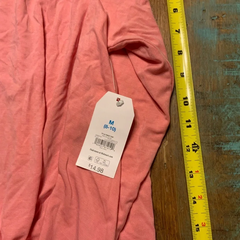 🌸🌸Time and Tru Women's Coral Shirt - Picture 4 of 4